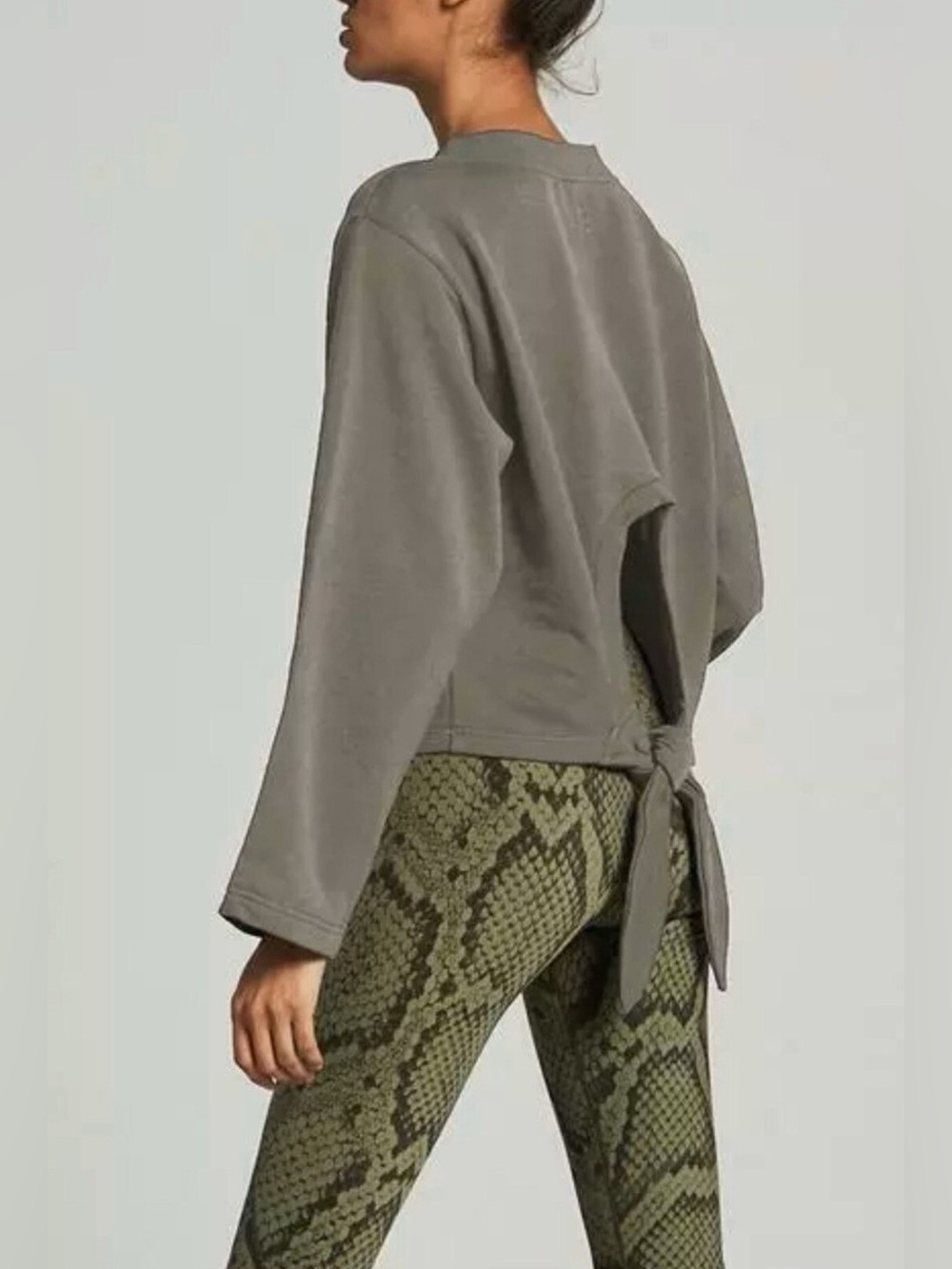 Varley Weymouth Sweatshirt Small Cotton Crew Pullover Cutout Back Tie Athleisure